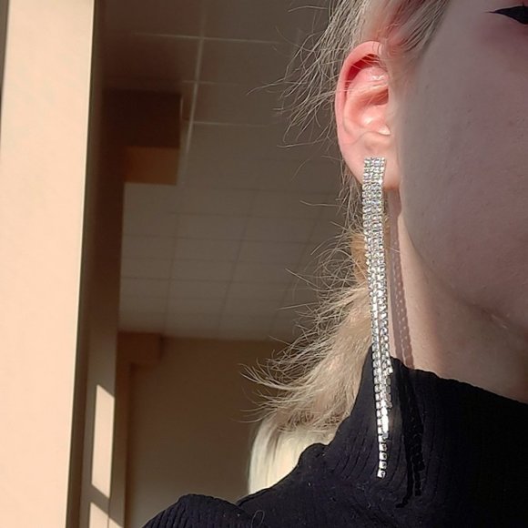 Jewelry - Silver Crystal Rhinestone Long Tassel Tassle Dangle Drop Earrings, Women Vintage